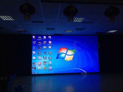 武漢華師一附中全彩LED液晶屏