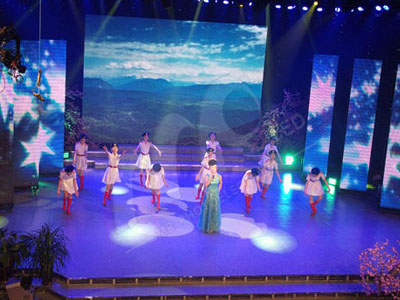 武漢X06、M12LED彩色LED室內(nèi)顯示屏