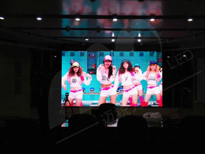 湖北省疾控中心室內(nèi)LED顯示屏